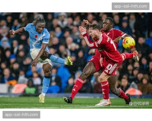 曼城对阵阿森纳，罗德里外围远射破门，蓝月亮取得领先